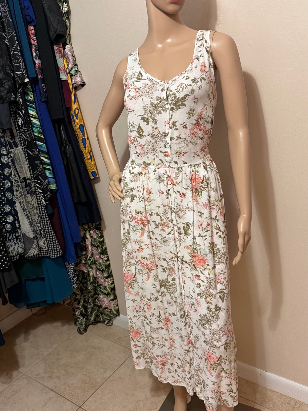 Frye Floral Sleeveless Midi Dress in Cream and Pink with Side Pockets
